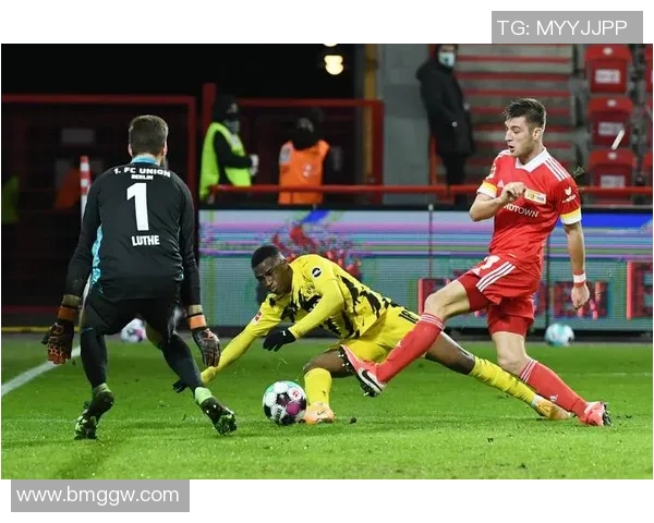 2018年德甲精彩对决不来梅主场迎战科隆球队全力争胜展现实力